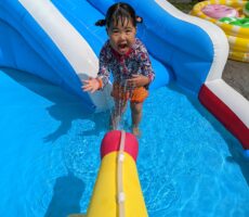 作品No:10 大好きな水遊び<br><br>桂公園での水遊びが大好きで休日は「かちゅら公園行く」といつも張り切ってます。<br><br>