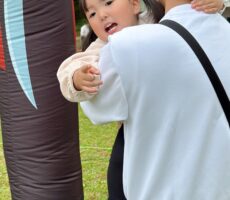 作品No:49 あっち行く〜<br><br><br><br>