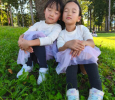 作品No:55 眠れる公園の少女<br><br>遊び疲れて休んでたら寝ちゃいました<br><br>