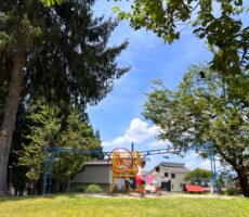 作品No:154 ありがとう♡<br><br>飛行機の遊具にお別れ。<br />
たくさん遊ばせてくれてありがとう♡<br><br>