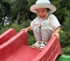 作品No:231 いひひ<br><br>初めての桂公園!今まで見たことない景色に大興奮♪<br />
大好きな滑り台がとても気に入ったようで、何回も滑る度に満点の笑顔を見せてくれました☺️<br><br>